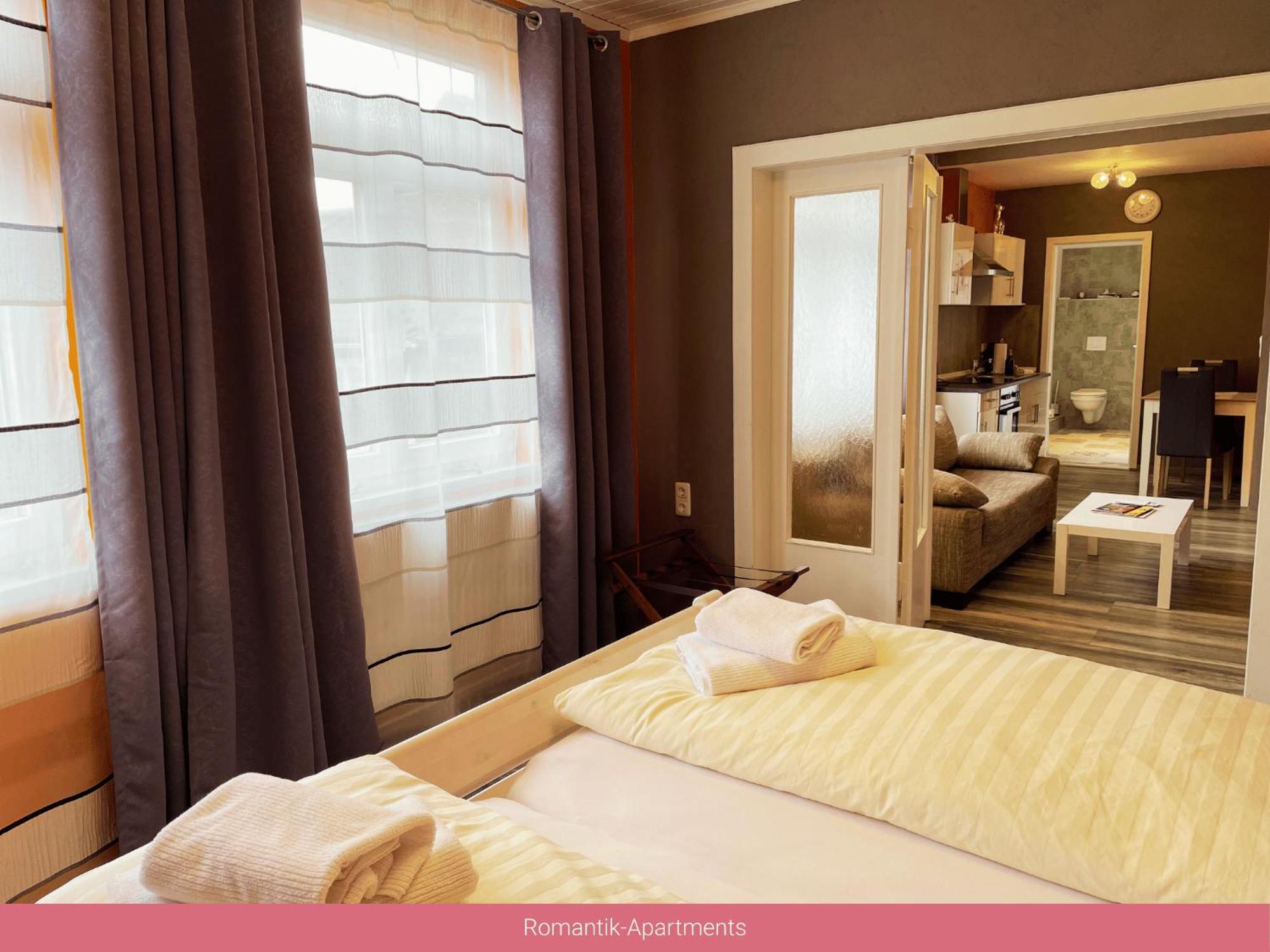 Trattoria & Apartments - Casa Da Enzo Goslar Phòng bức ảnh